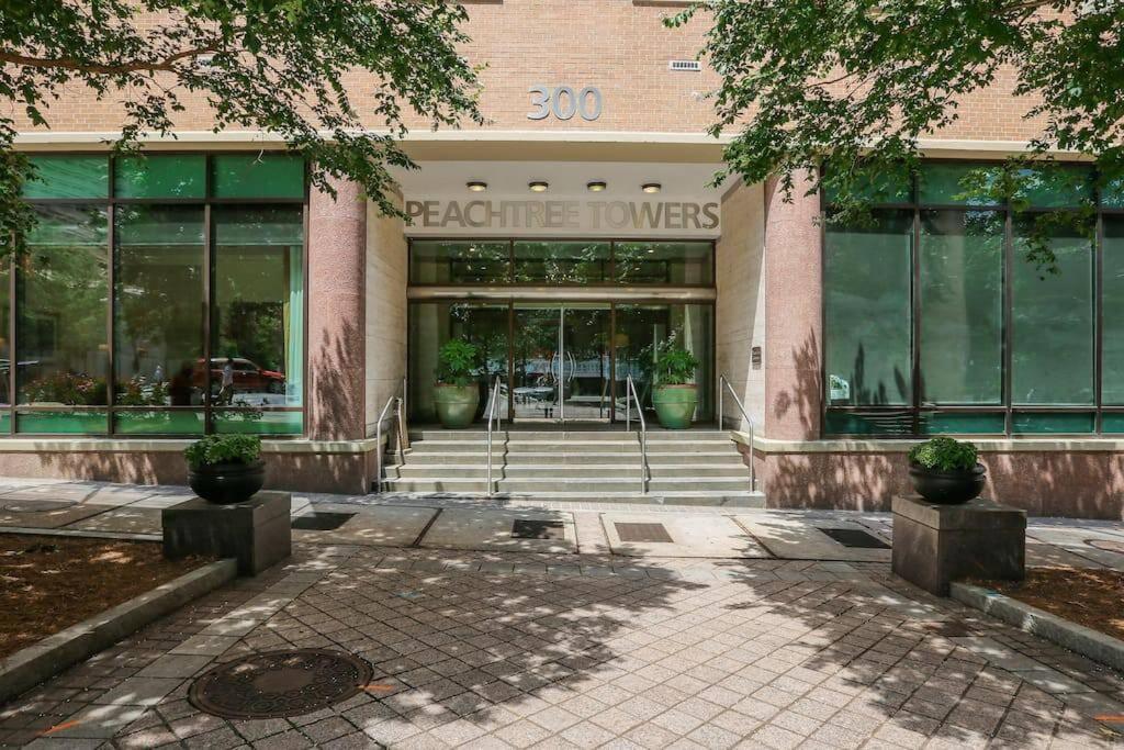 Stayatl Downtown High Rise Condoアトランタ エクステリア 写真