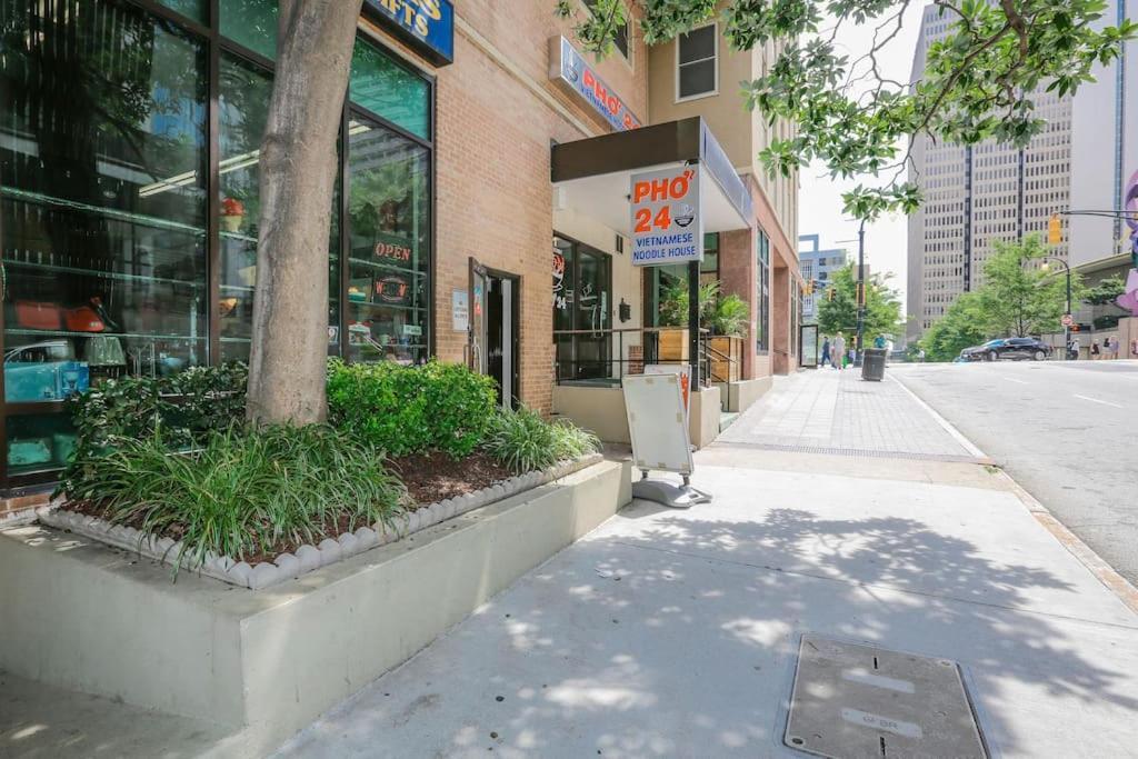 Stayatl Downtown High Rise Condoアトランタ エクステリア 写真