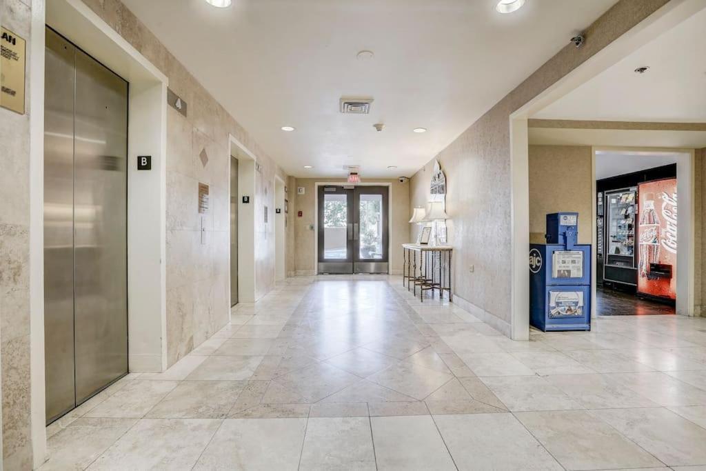 Stayatl Downtown High Rise Condoアトランタ エクステリア 写真